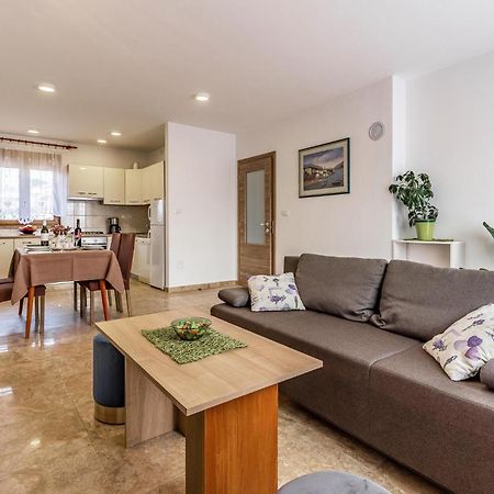 Awesome Apartment In Pula With Wifi Esterno foto
